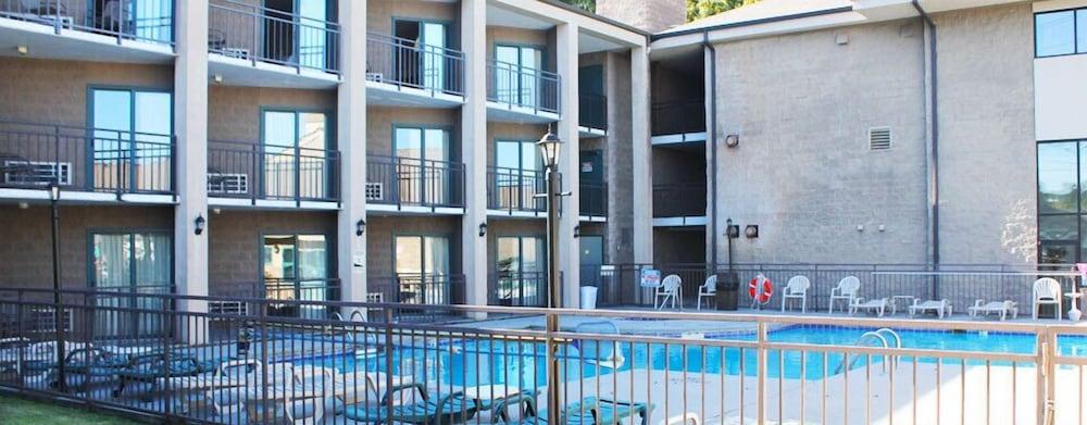 Norma Dan Motel Pigeon Forge Ngoại thất bức ảnh